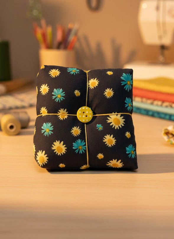 Parcel Pincushion - Daisy Edition - Rose & Thimble